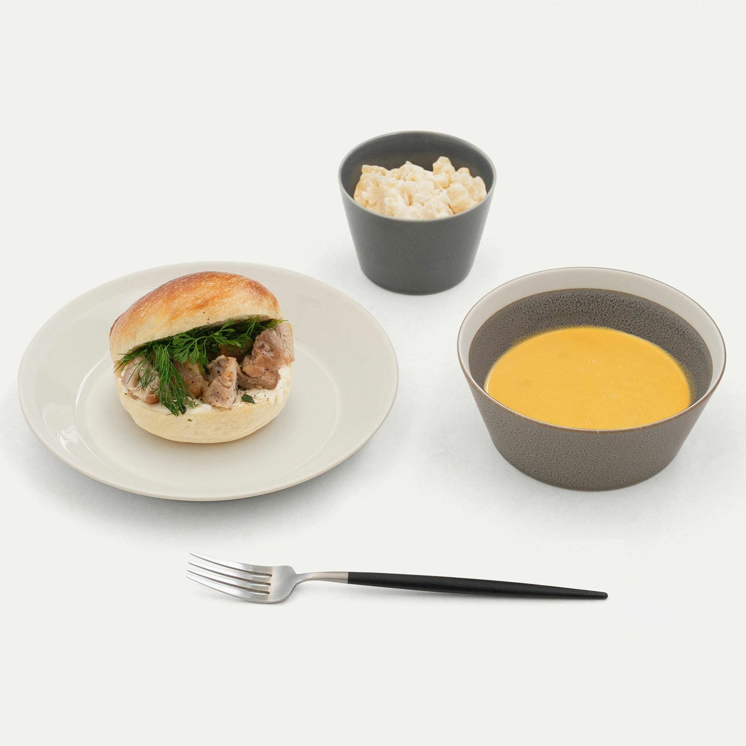 yumiko iihoshi porcelain × 木村硝子店 | dishes 180 plate