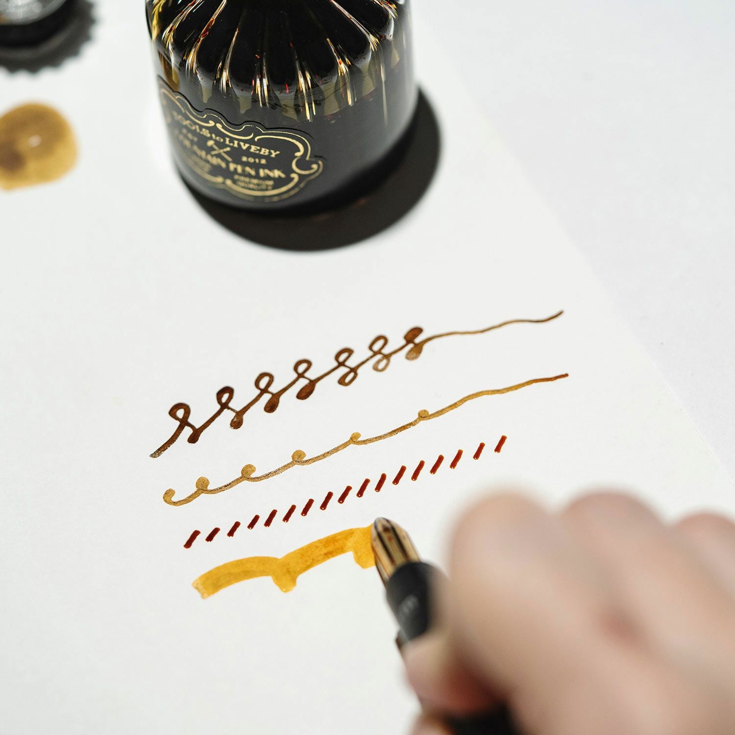 TOOLS to LIVEBY ツールズ トゥ リブバイ | ガラスインクボトル