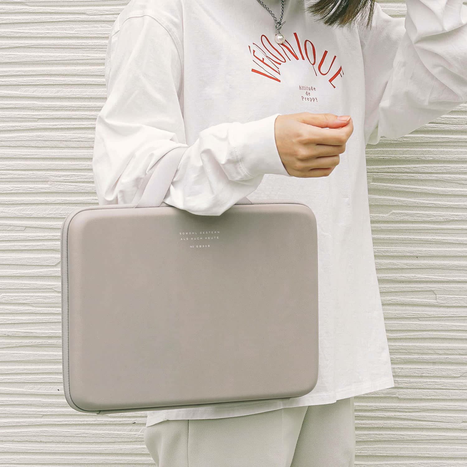 PASSEN パセン | セミハードPCバッグ | HIGHTIDE（ハイタイド）公式サイト