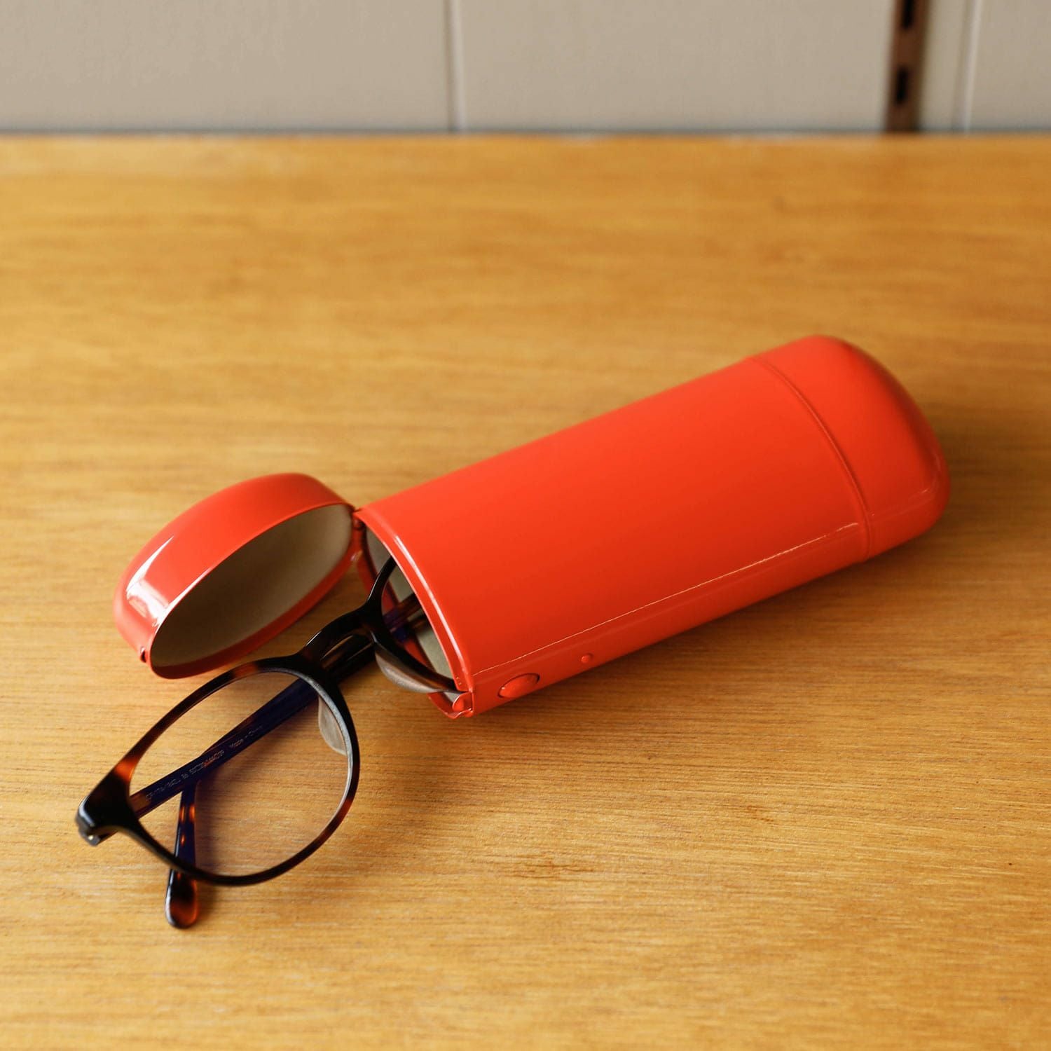 HIGHTIDE ハイタイド | スチールメガネケース | HIGHTIDE（ハイタイド