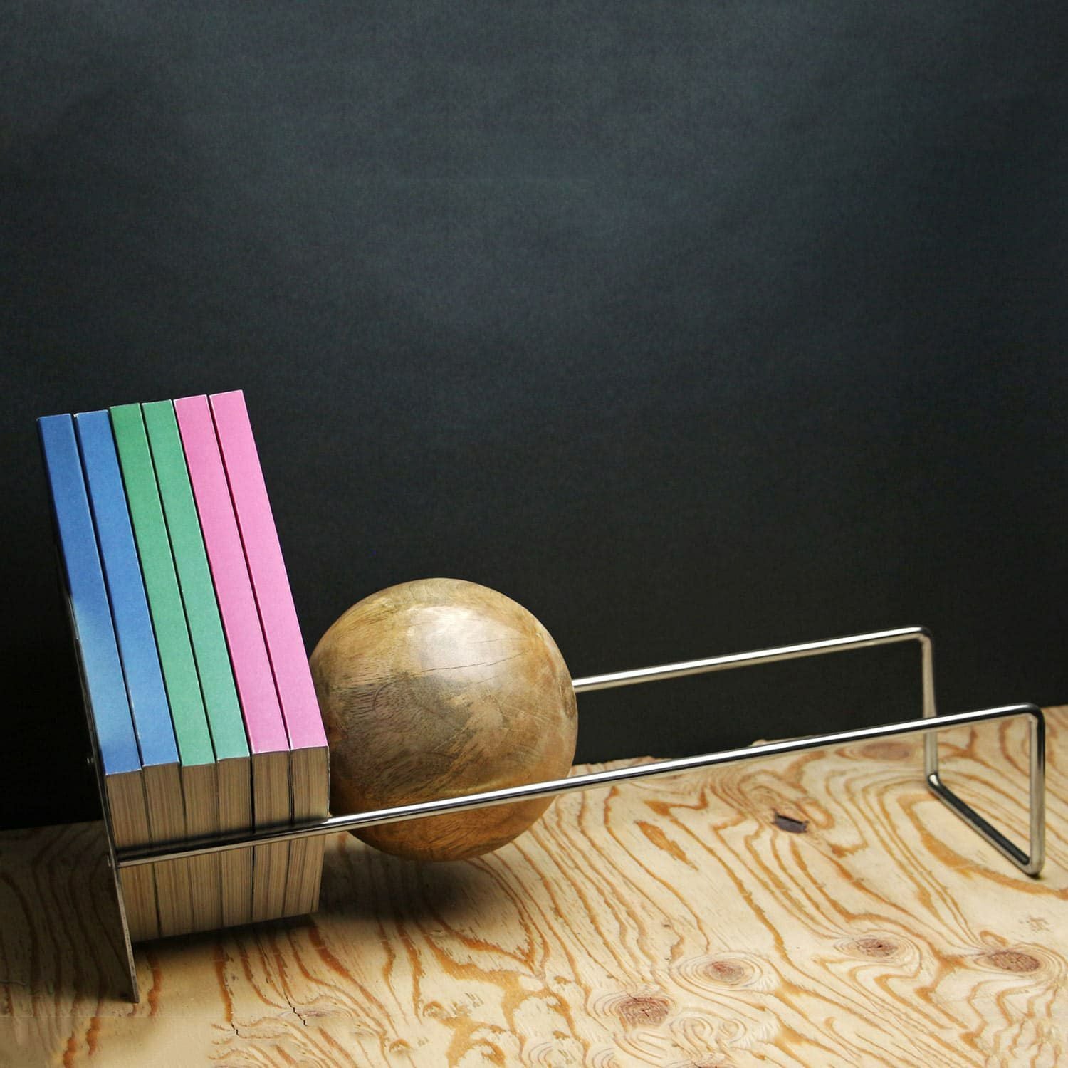 HERE by DETAIL | Slope Bookend スロープブックエンド | HIGHTIDE