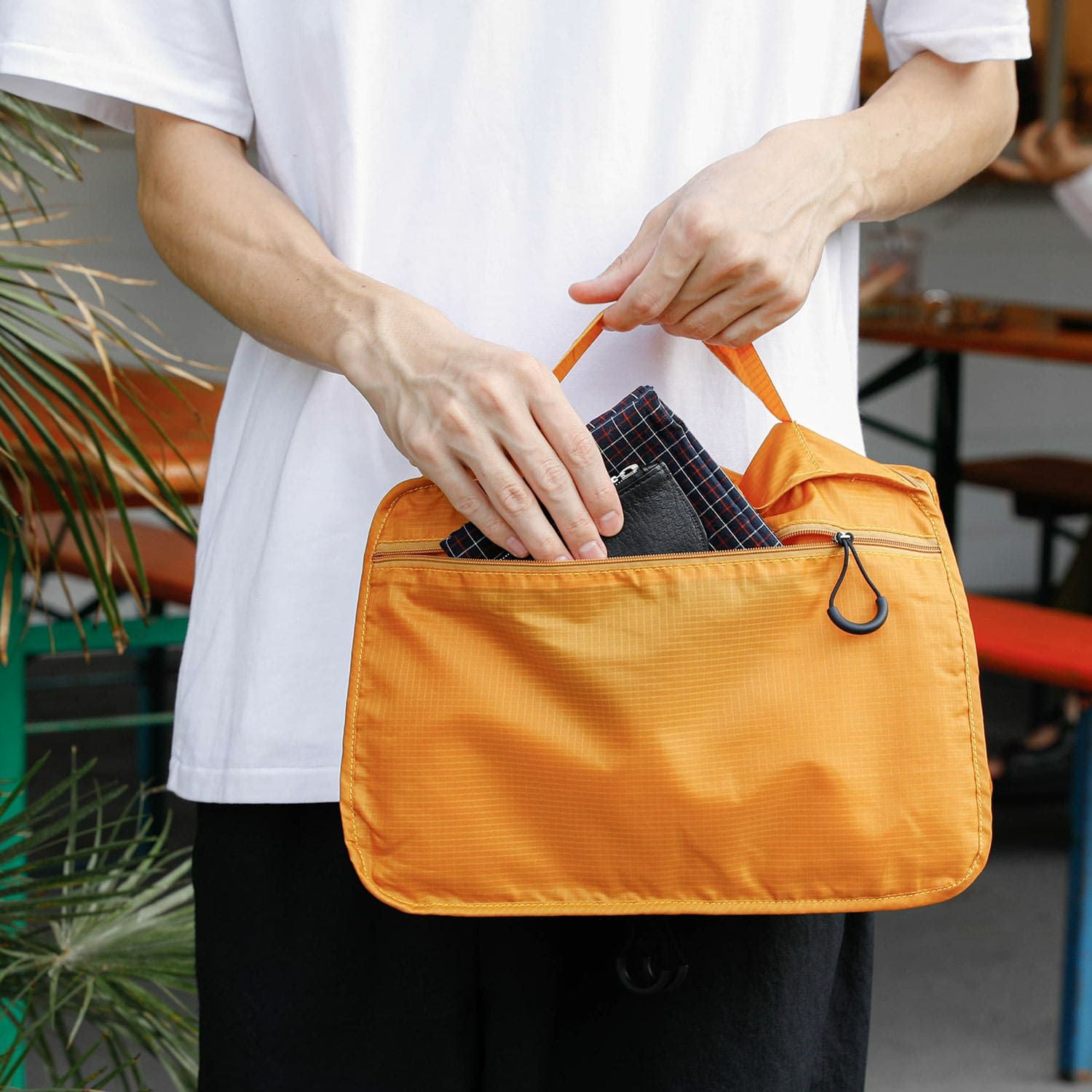 000000009557-17.jpg?size=xxl&w