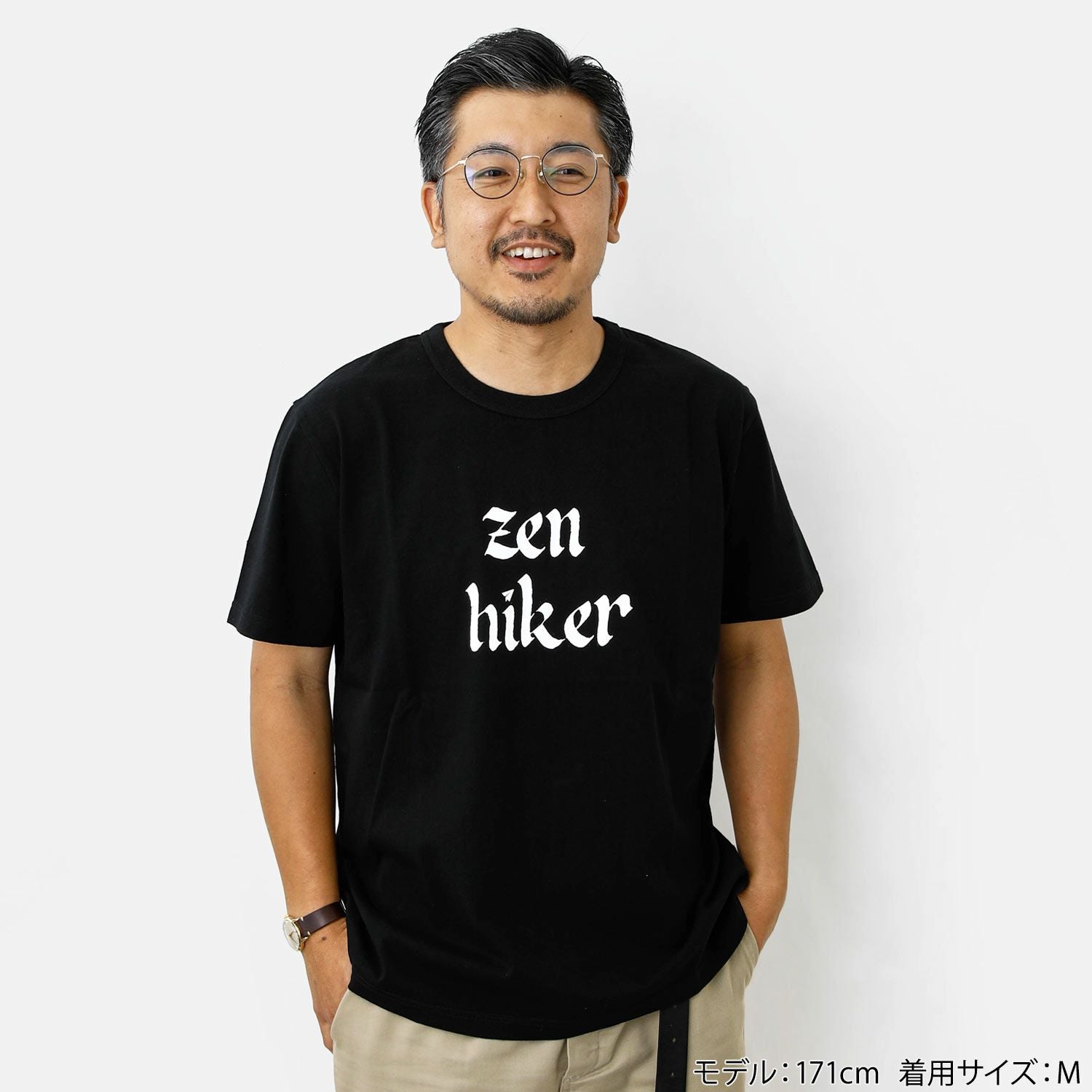 PAPERSKY ペーパースカイ×タコマフジレコード | Zen Hiker Tee - Black