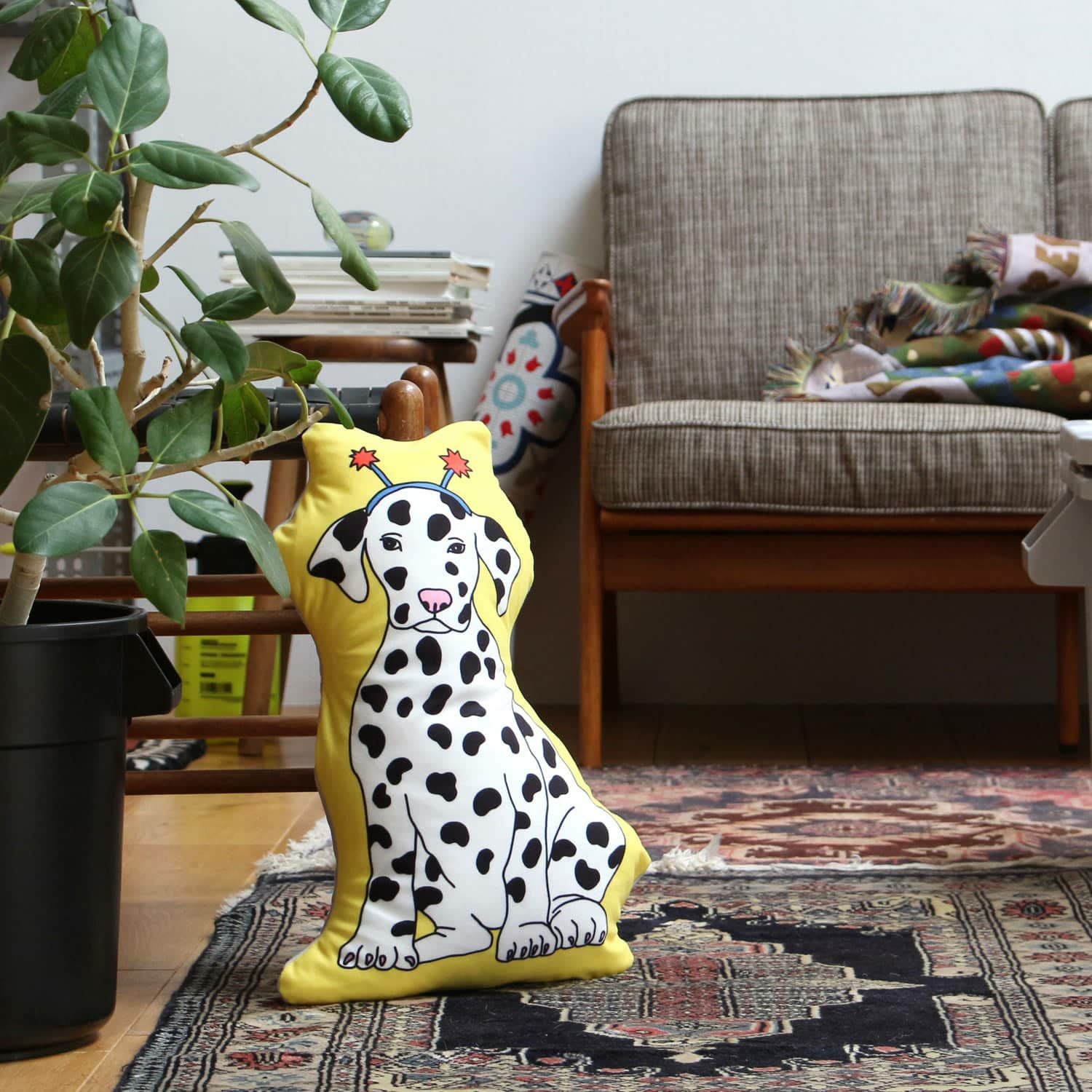 MIDORI KOMATSU Plays with DETAIL INC | The Enjoy C&D Club Cushion