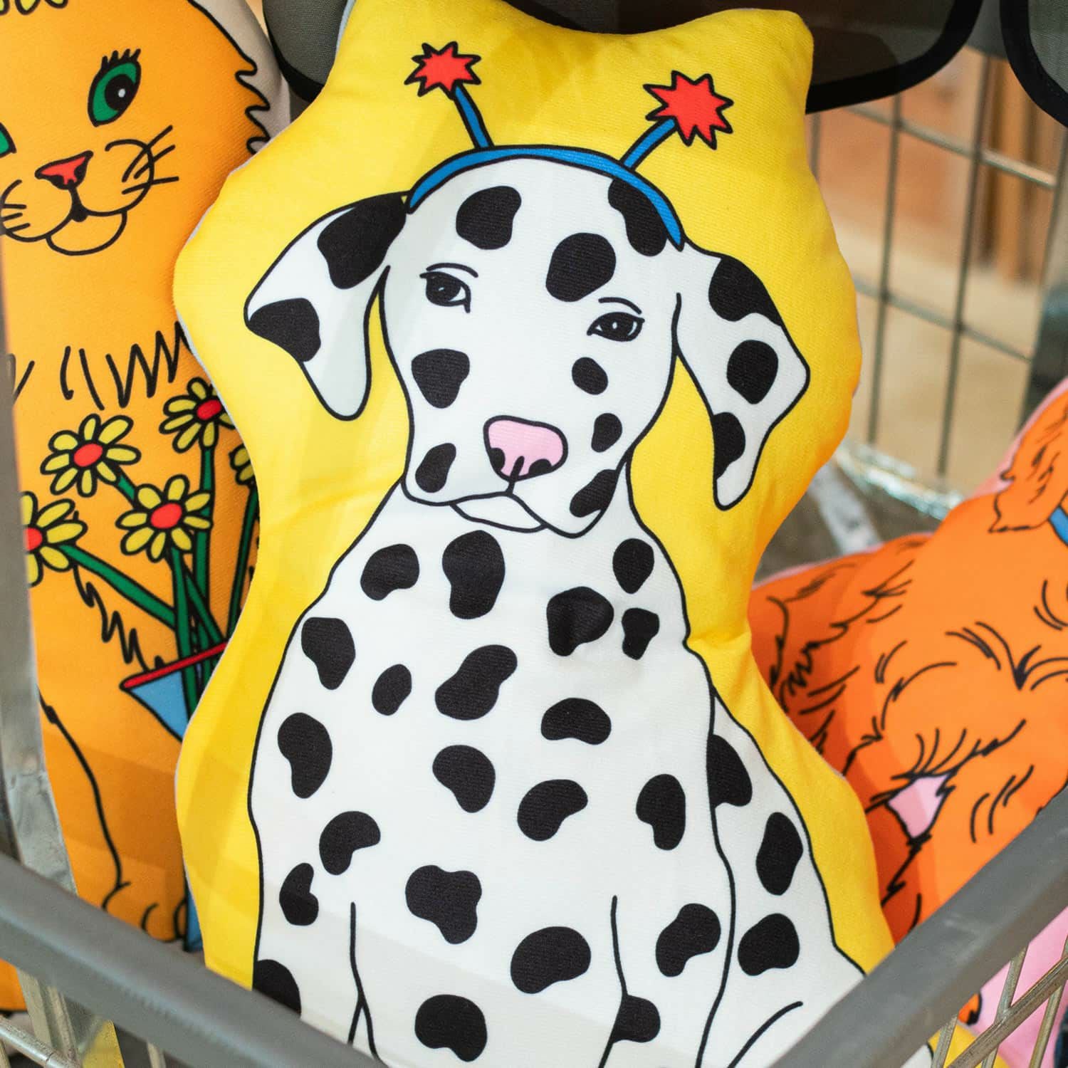 MIDORI KOMATSU Plays with DETAIL INC | The Enjoy C&D Club Cushion