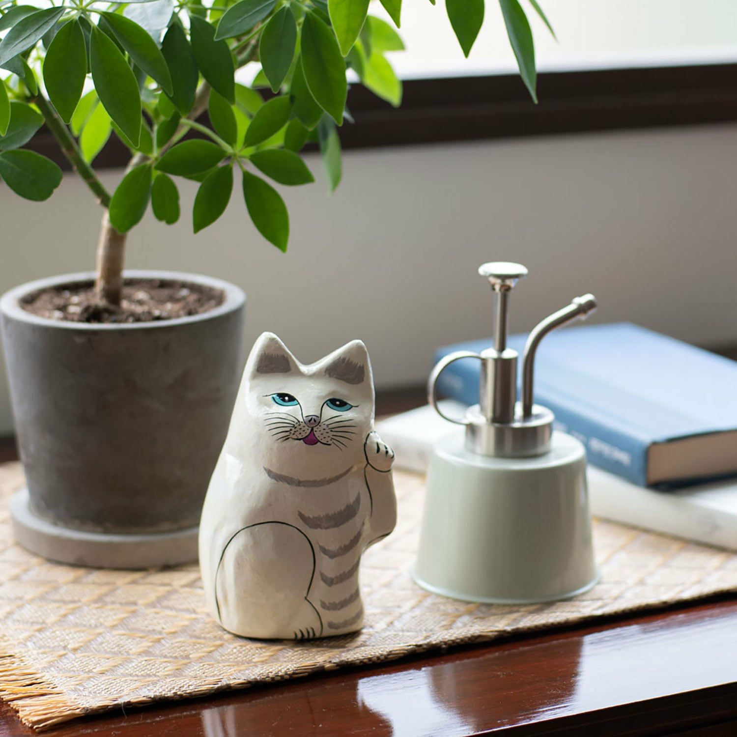 amabro アマブロ | インドの招き猫 | HIGHTIDE（ハイタイド）公式サイト