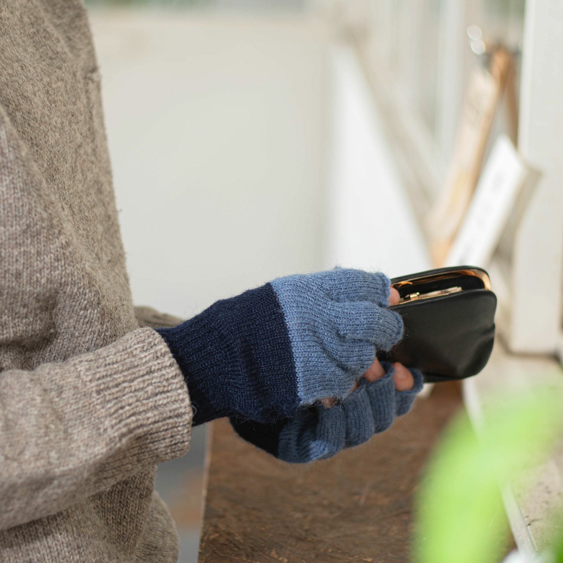 TEMBEA テンベア | FINGERLESS GUNTE MOHAIR フィンガーレス グンテ