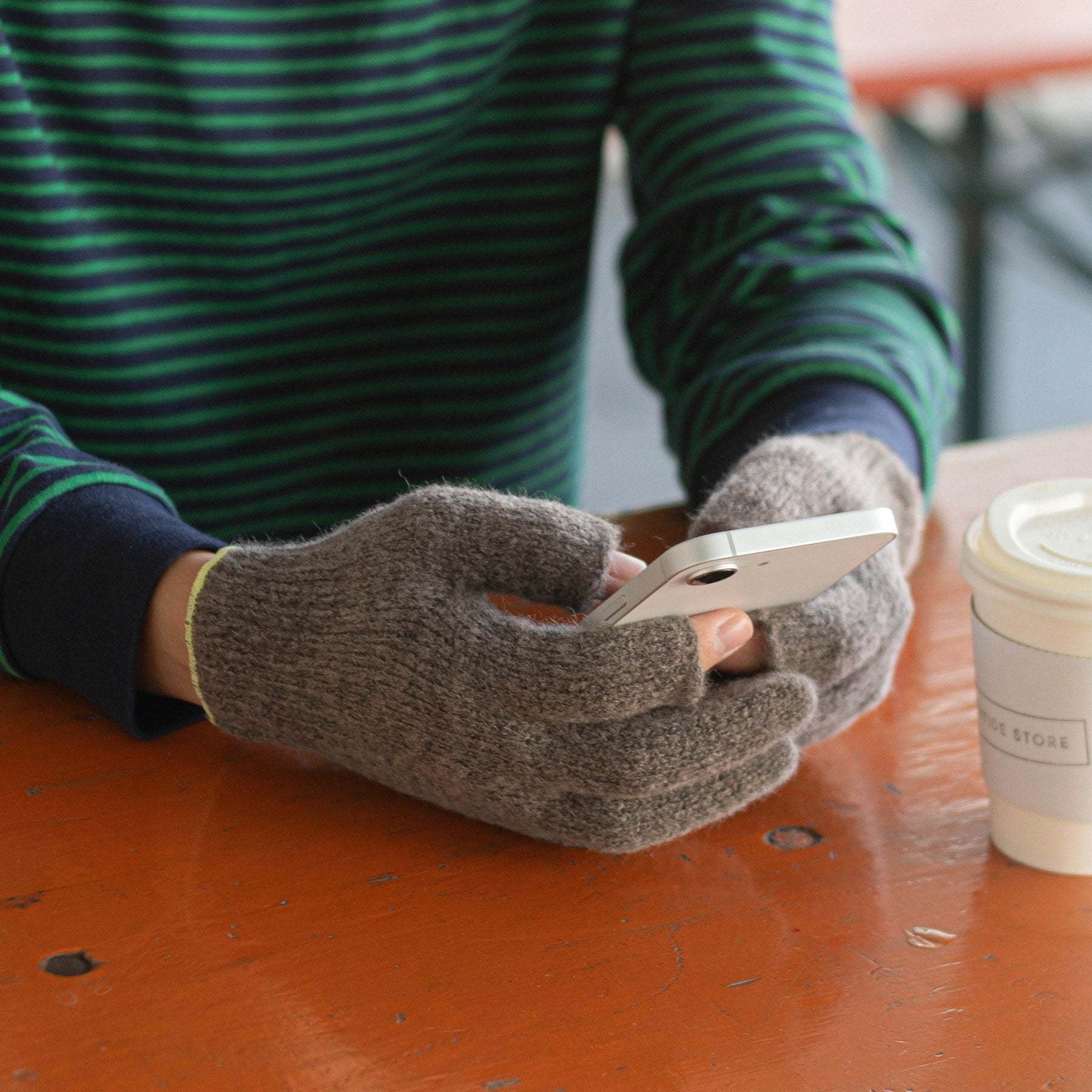 TEMBEA テンベア | 2FINGERLESS GUNTE 2フィンガーレス グンテ